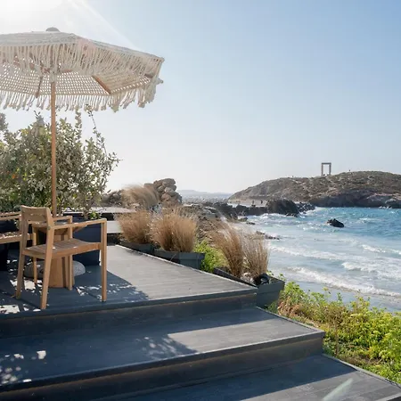 Portara Seaside Luxury 4*