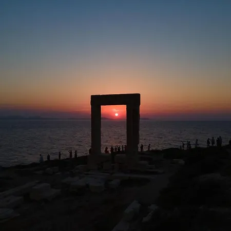 Portara Seaside Luxury