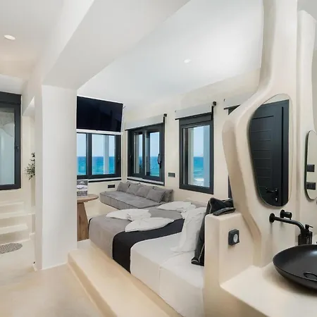 Portara Seaside Luxury 3* Naxos City