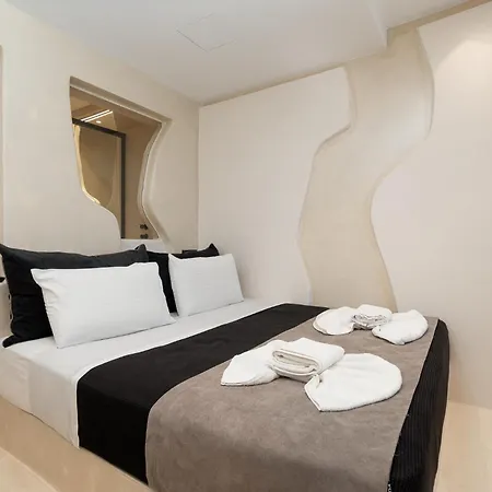 Portara Seaside Luxury 公寓式酒店 Naxos City