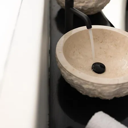 Portara Seaside Luxury Ξενοδοχείο με διαμερίσματα