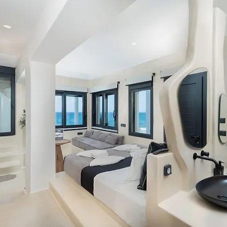 Apartahotel Portara Seaside Luxury Naxos City