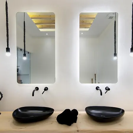 Portara Seaside Luxury